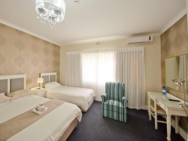 The Russel Hotel Knysna Exterior foto